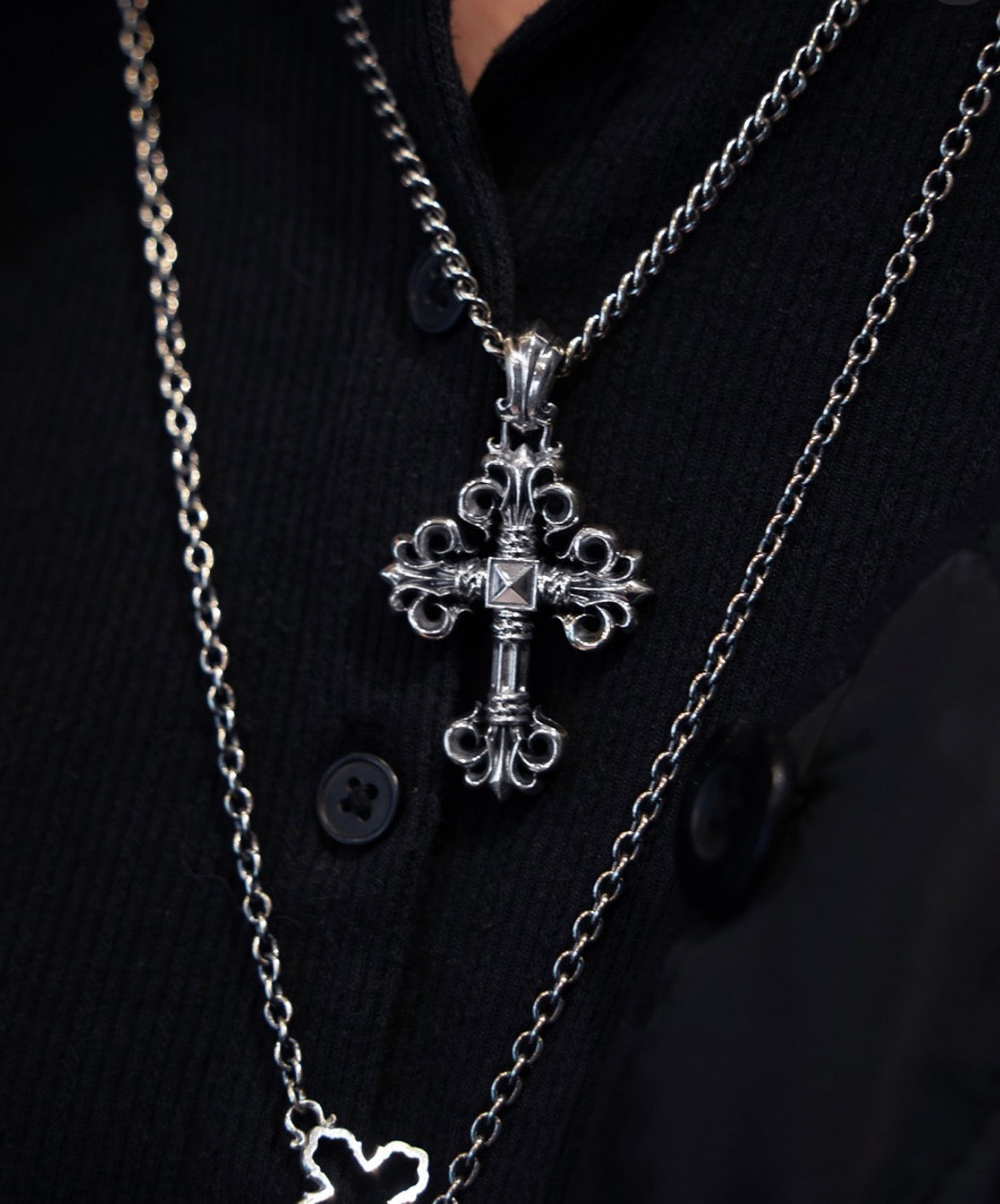 Deal Design - Discovery Cross L Pendant   8