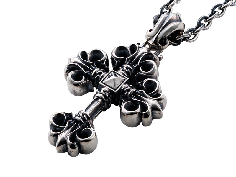 Deal Design - Discovery Cross M Pendant 1