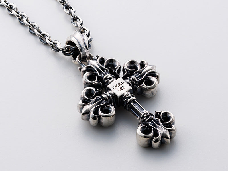 Deal Design Pendant for unisex | Deal Design Discovery Cross M