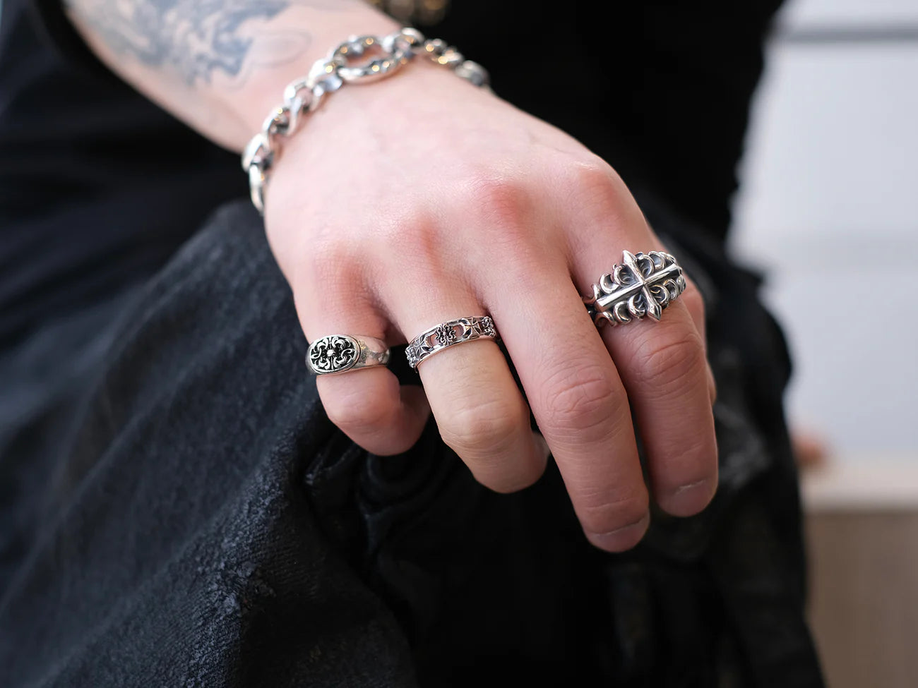 Deal Design - Dual Gate Ring Narrow 6