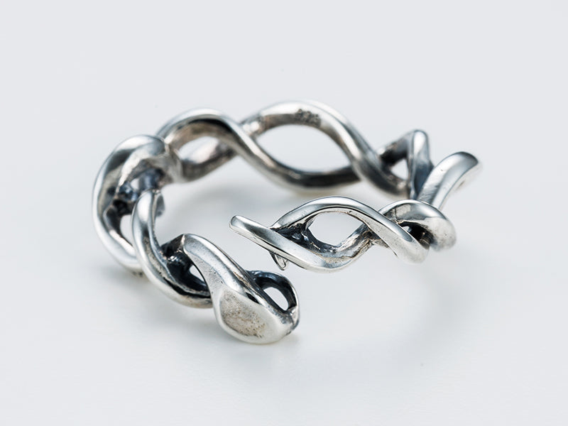 Deal Design - Flared Snake Ring 2