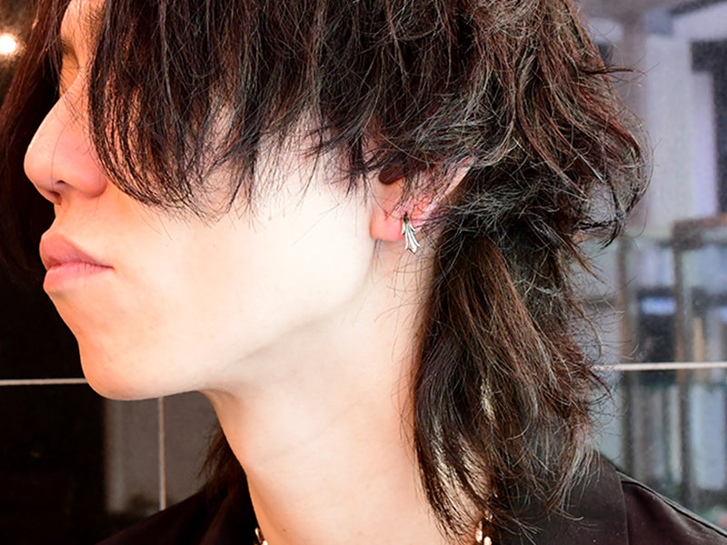 Deal Design - Flared Tail Earrings 5

