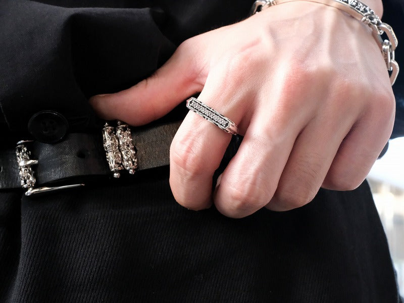Deal Design - Flash Signet Ring 2