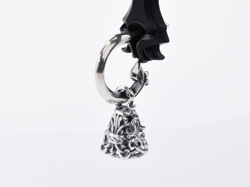 Deal Design - Flick Hoop : Bell 3