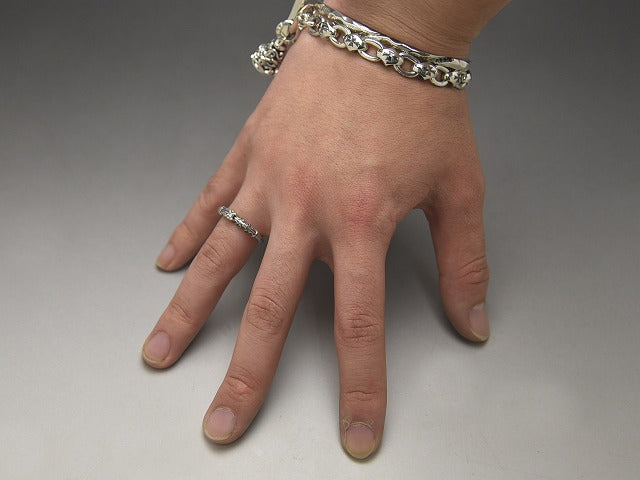 Deal Design - Gate Line Stone Ring 2
