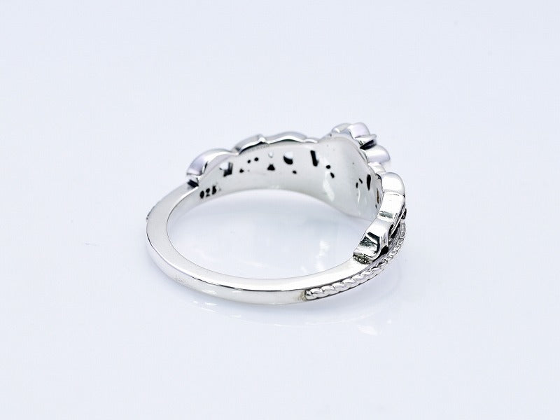Deal Design - Gate Tiara Lily Ring 5