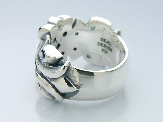 Deal Design - Glam Lip with Stone Ring 5