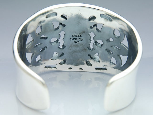 Deal Design - Grand Gate Wide Bangle 5