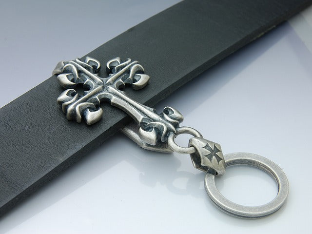 Deal Design - Grand Lily Cross Belt Keeper: BRASS 2