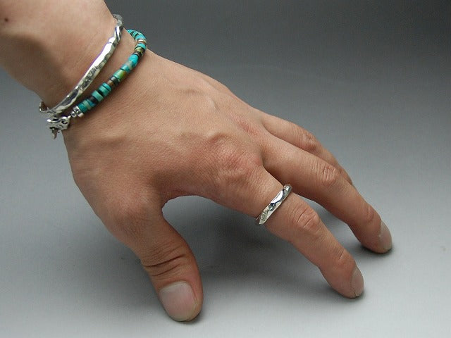 Deal Design - Hammerd Line Ring 2