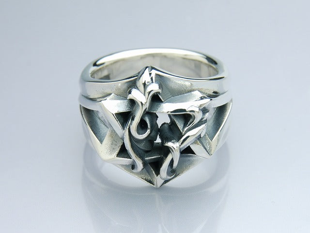 Deal Design - Hex Starling Wide Ring 5