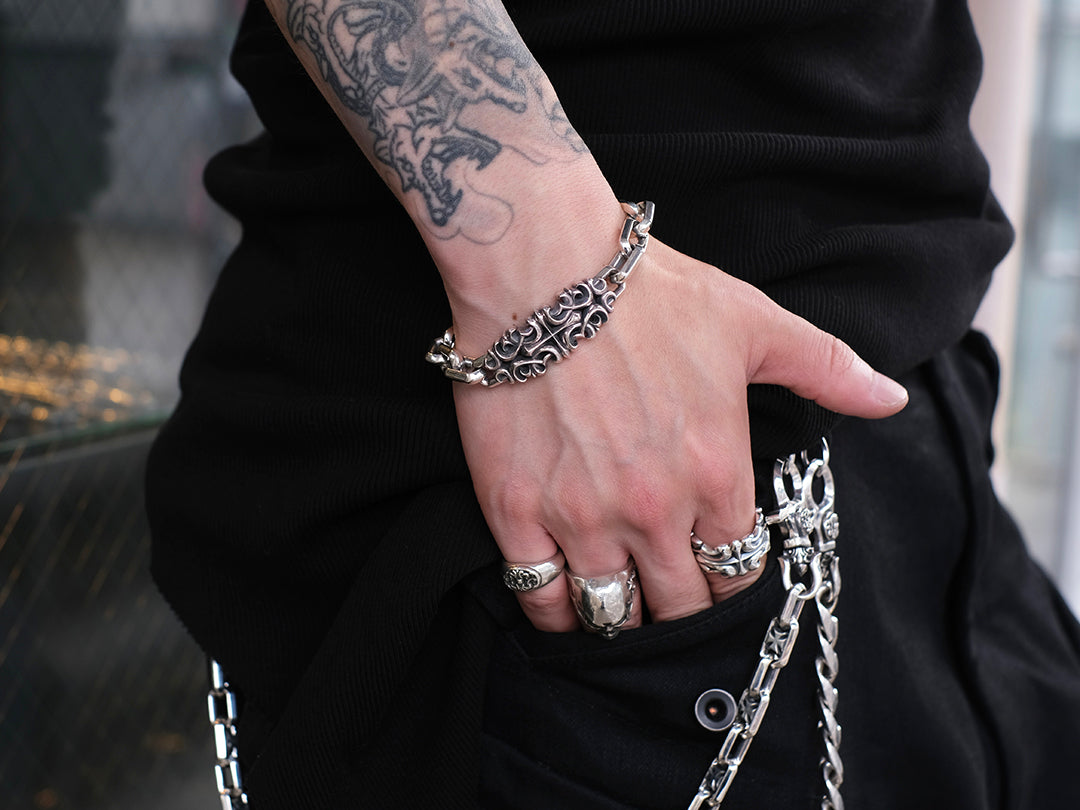 Deal Design - Horn Cross Bracelet 5