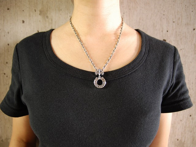 Deal Design - Horseshoe Knocker Cross 2