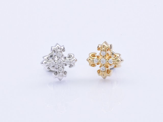 Deal Design - Insect Plus Studs 1