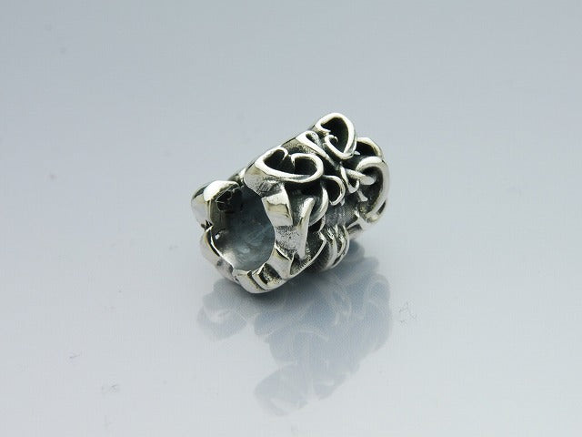 Deal Design - King Gate Cuff 2