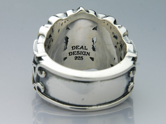 Deal Design - King Gate Ring 5