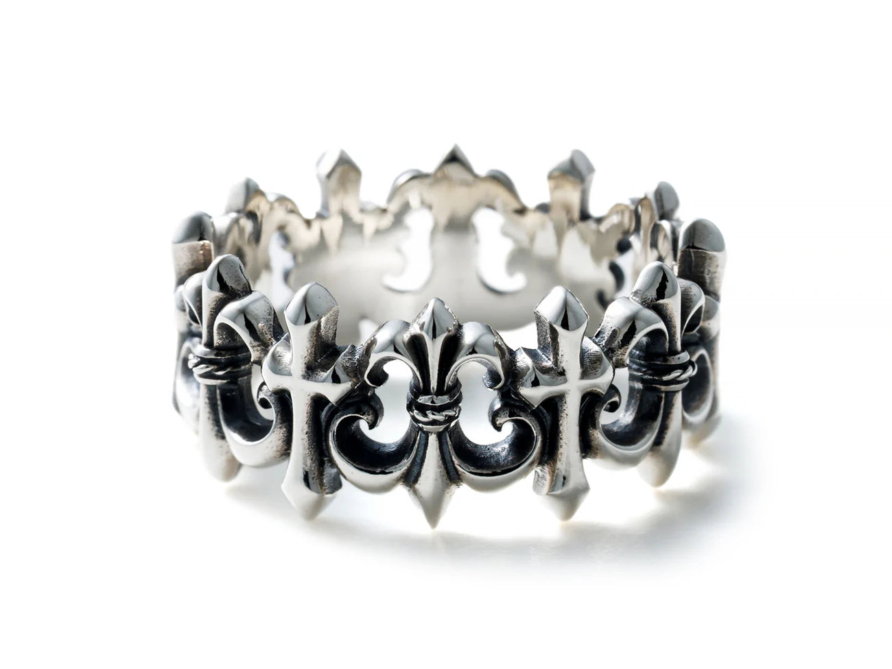 Deal Design - Knight Lily Ring 1