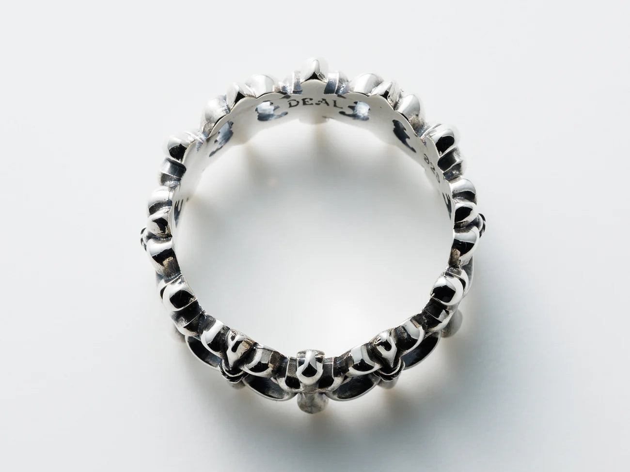 Deal Design - Knight Lily Ring 5