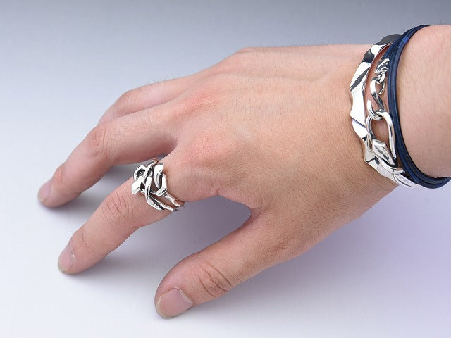 Deal Design - Knot Snake Double Ring 2