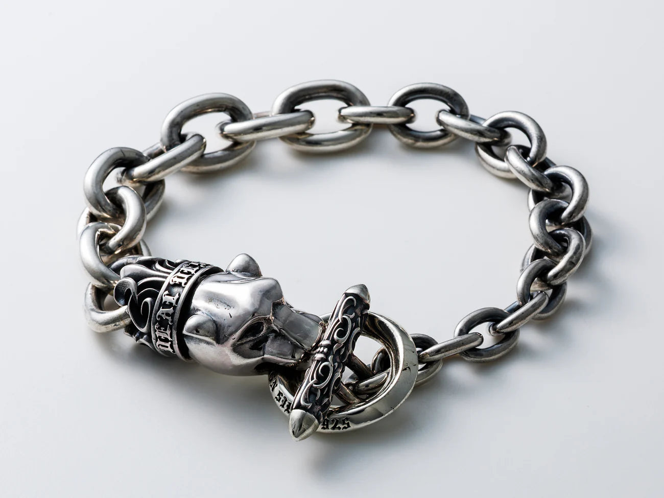 Deal Design - Knuckle Panther Bracelet 2