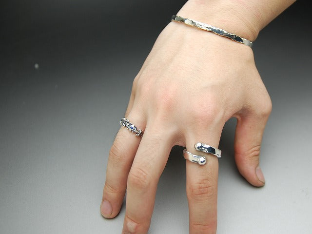 Deal Design - Long Cross Ring 2