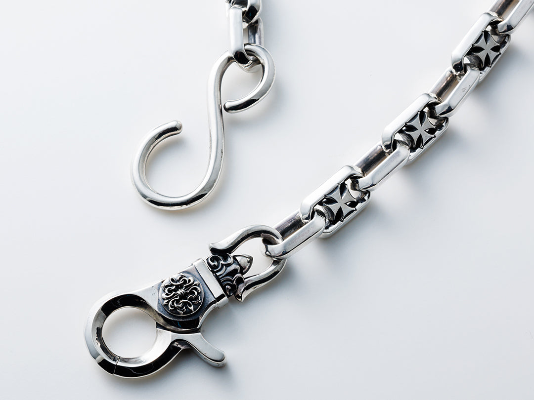 Deal Design - Marine Cross Wallet Chain 2