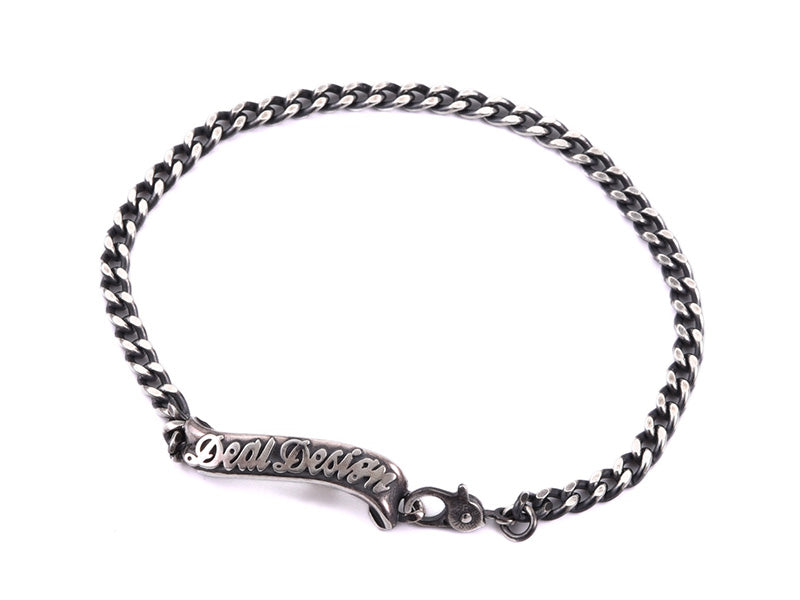Deal Design - Micro Clip Bracelet: Lettered Flag 1