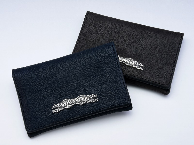 Deal Design - Molded card case: Flag 1