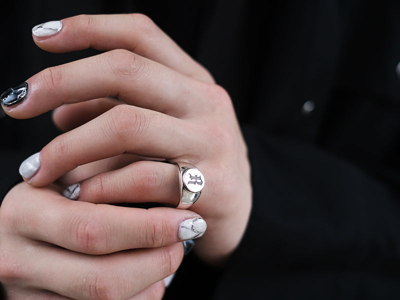 Deal Design - Multisignet Ring 4