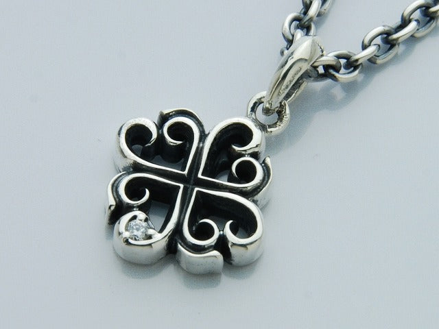 Deal Design - One Drop Pendant : Clover 1