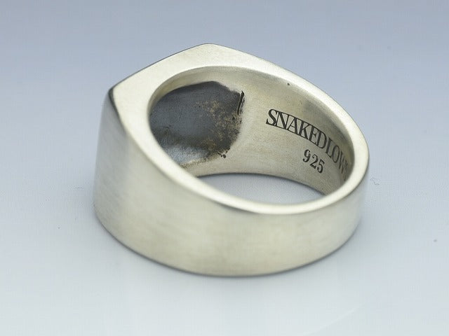 Deal Design - One Studs Ring 4