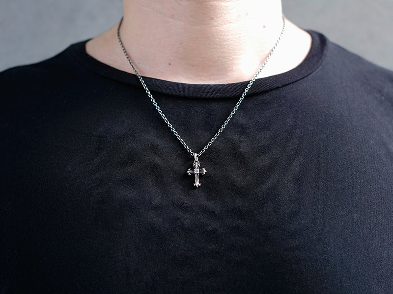Deal Design - Overlap Cross Pendant 5
