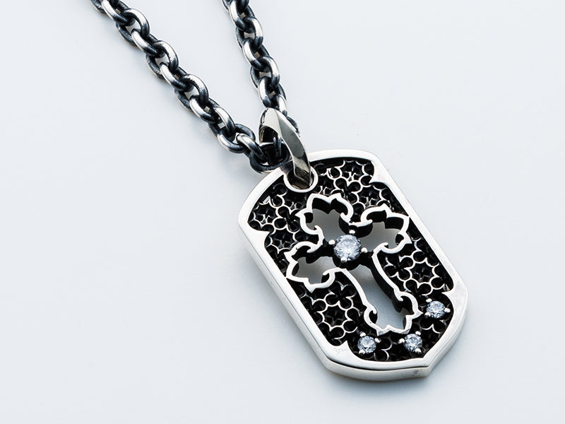 Deal Design - Overlap Tag Pendant 2