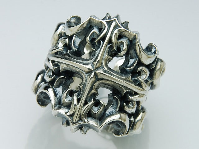 Deal Design - Persona Cross Ring 1