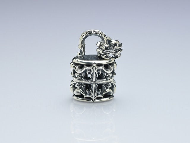 Deal Design - Persona Padlock : Small Pendant 1