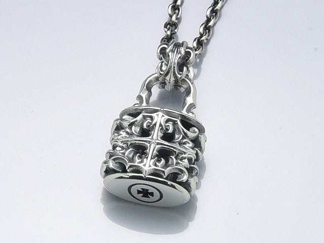 Deal Design - Persona Padlock : Small Pendant 4