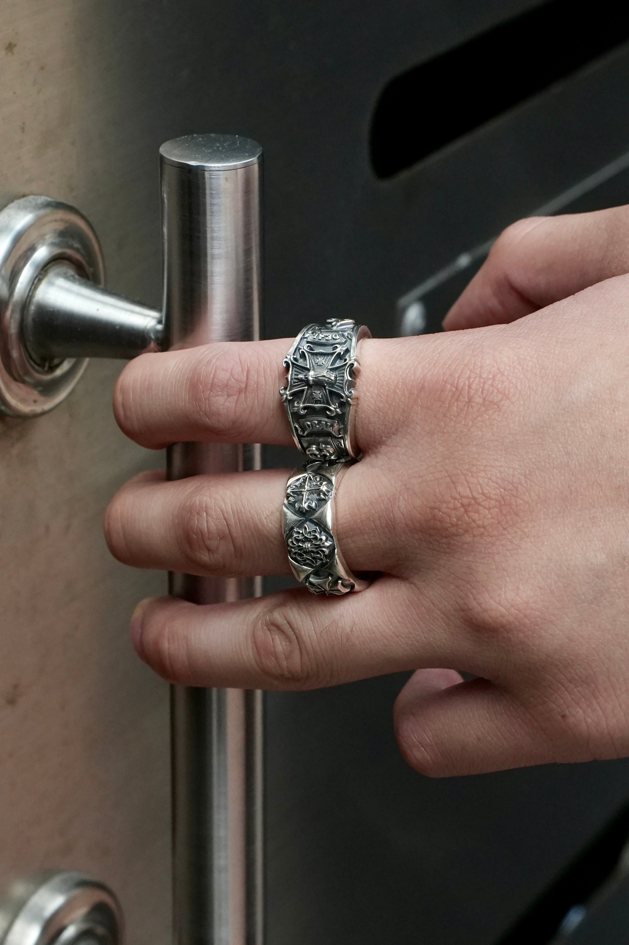 Deal Design - Poker Cross Ring 6