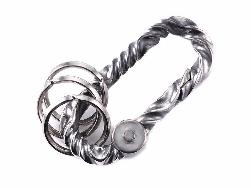 Deal Design - RT : Carabiner 1