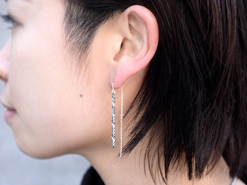 Deal Design - RT: Flick Chain Pierce 2
