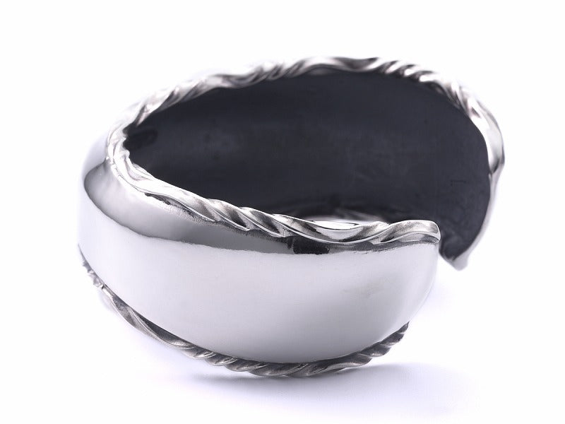 Deal Design - RT : Ghost Cuff 2