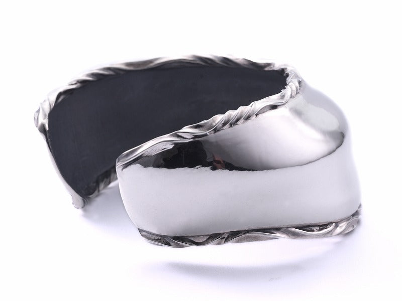 Deal Design - RT : Ghost Cuff 3