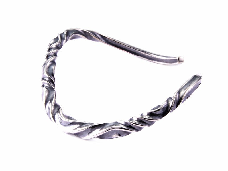 Deal Design - RT : Huge Wave Bangle 2