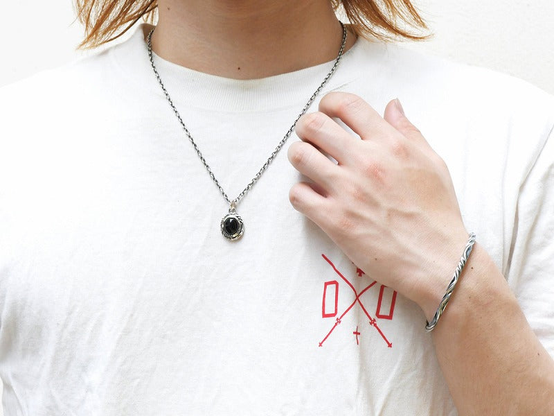 Deal Design - RT : OVAL STONE PENDANT 3