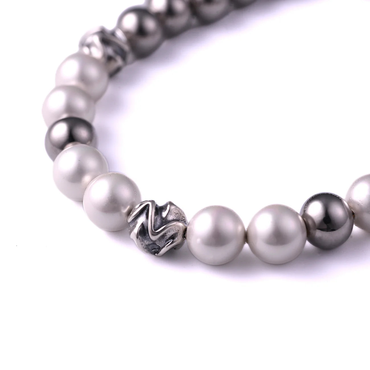 Deal Design - RT: Pearl Bracelet 2