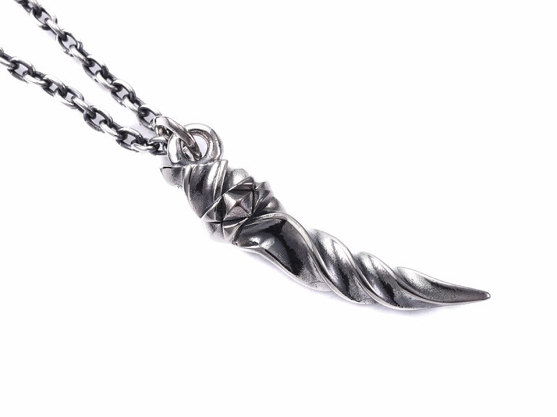 Deal Design - RT : WIND TUSK PENDANT 2