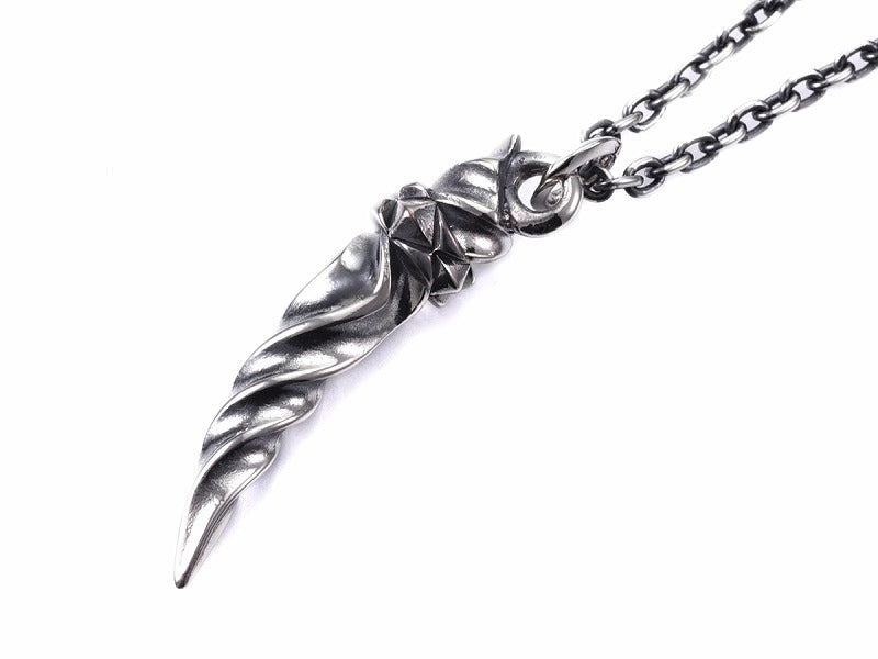 Deal Design - RT : WIND TUSK PENDANT 5