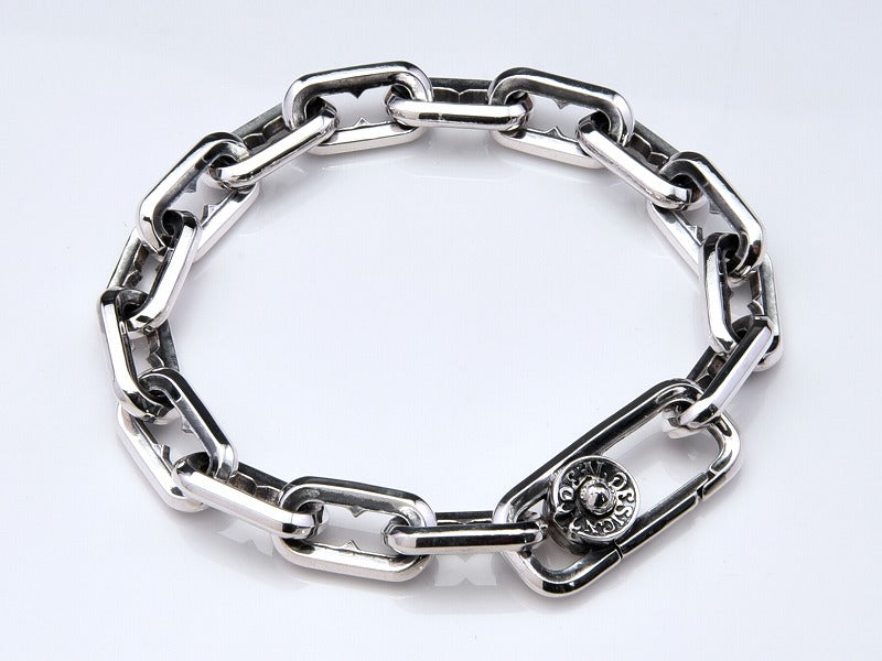 Deal Design - Rigid Anchor Bracelet 1