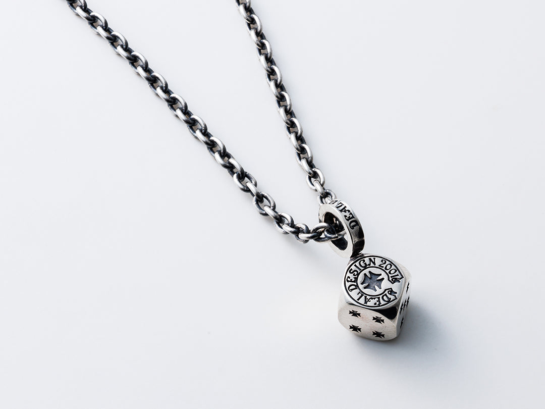 Deal Design - Rolling Dice : Cross Pendant 2