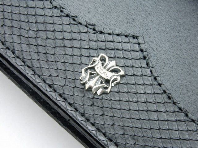 Deal Design - Rug Cut Wallet 2