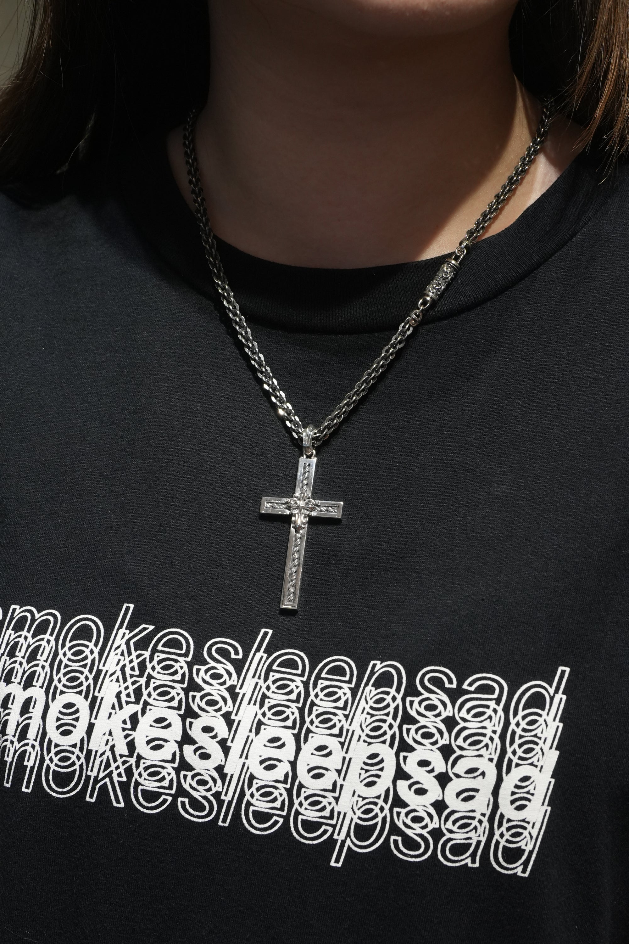 Deal Design - Ruins Cross Pendant 7